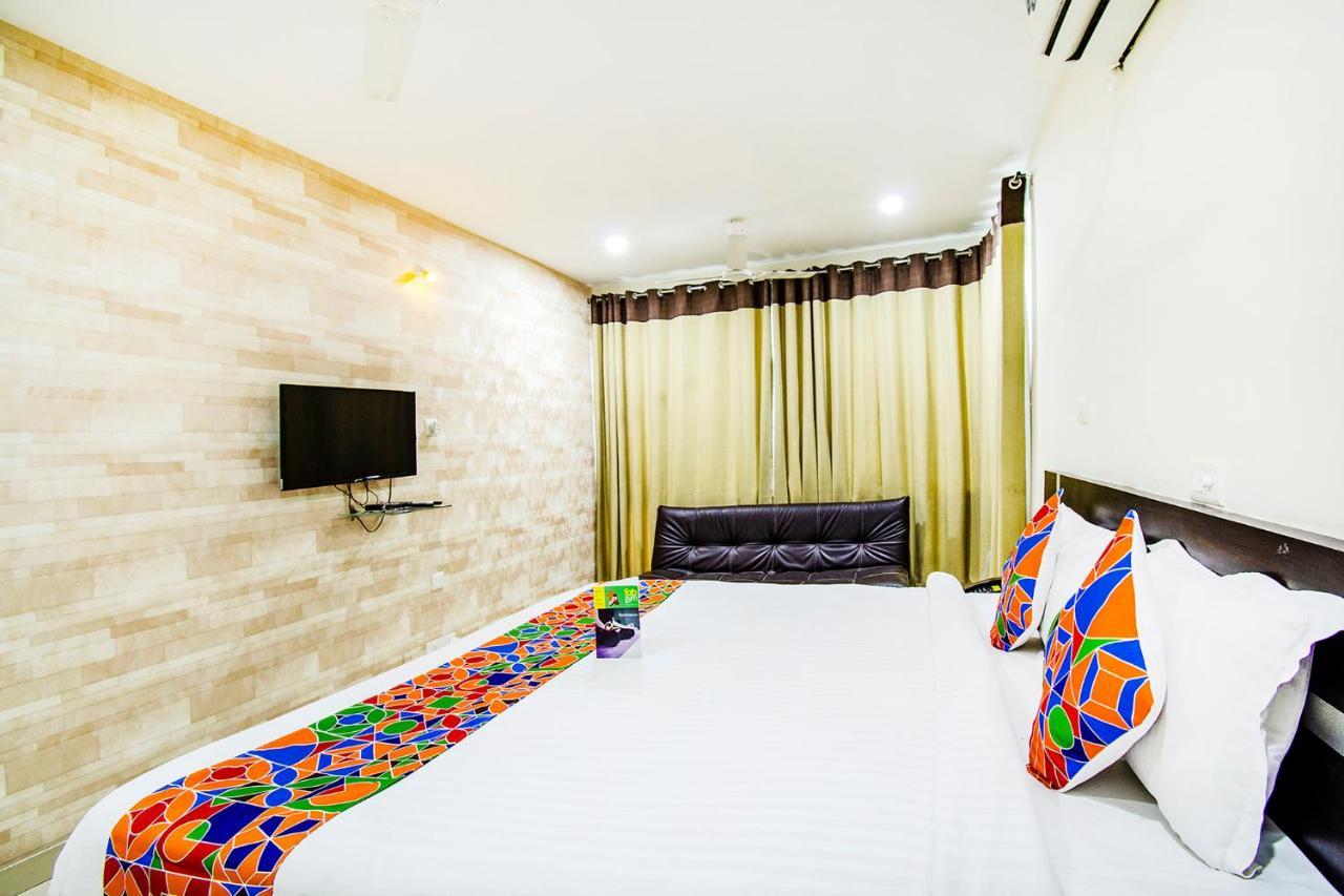 Fabhotel Pride Inn - Nr Tcs Deccan Park, Hitech City Hyderabad Eksteriør bilde