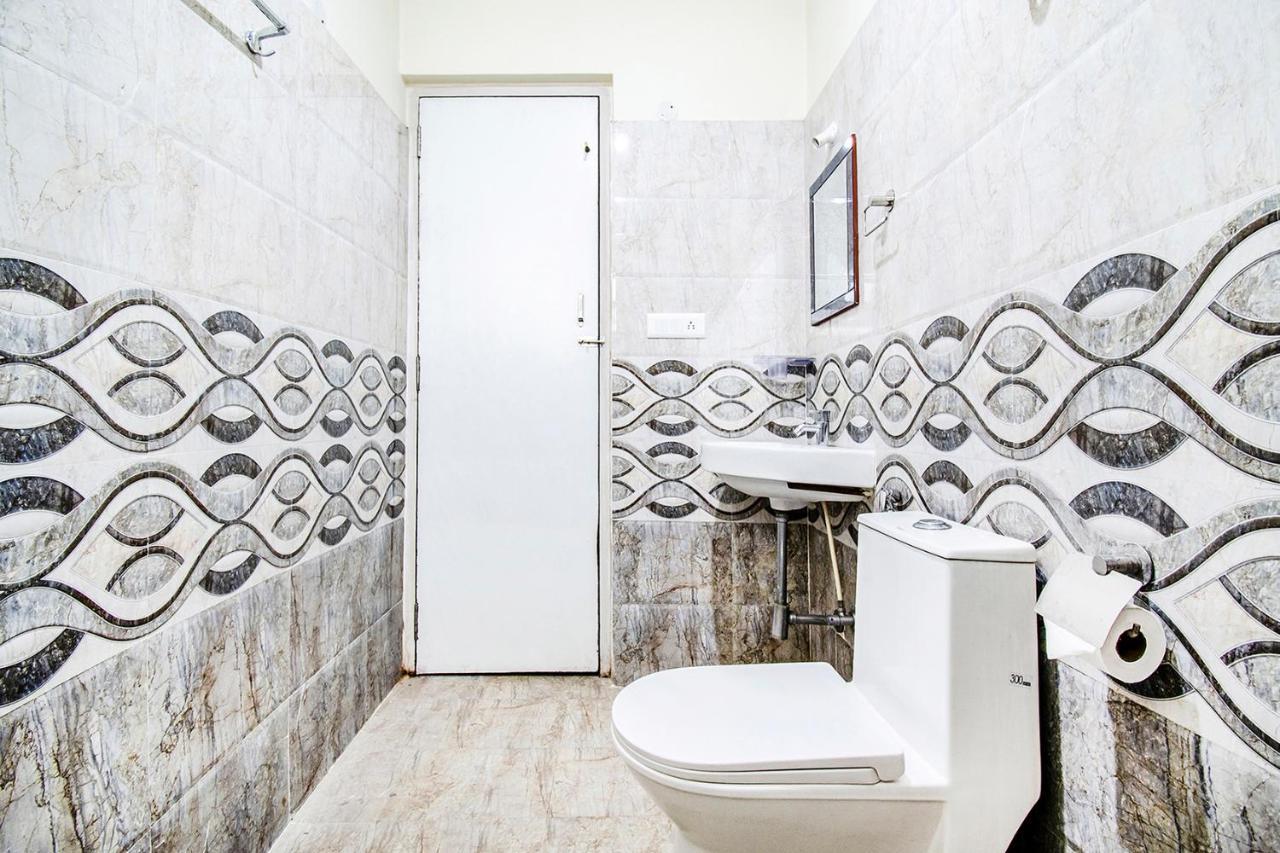 Fabhotel Pride Inn - Nr Tcs Deccan Park, Hitech City Hyderabad Eksteriør bilde