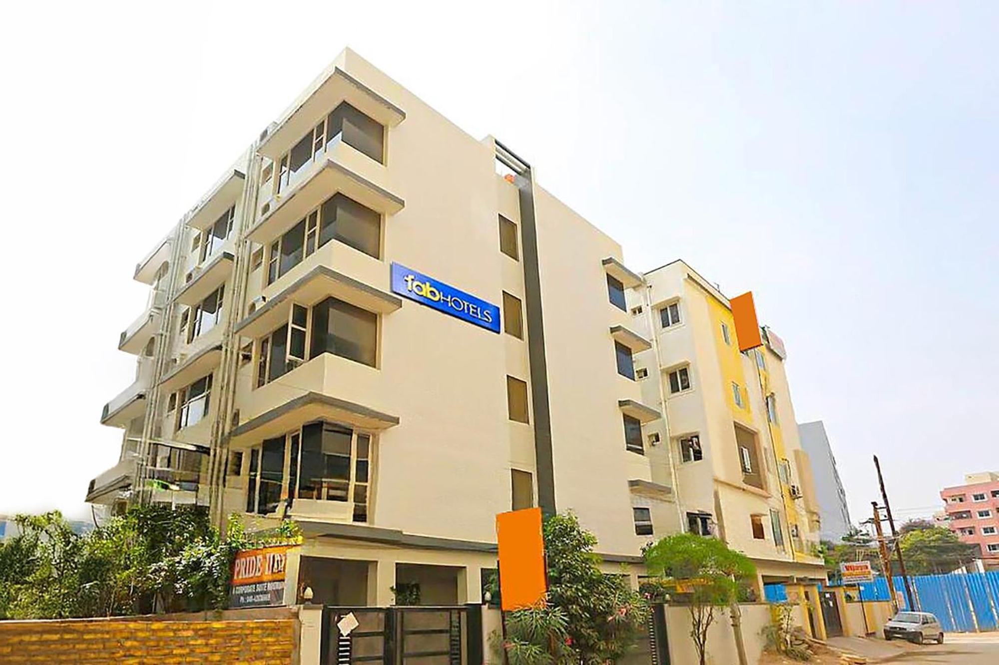 Fabhotel Pride Inn - Nr Tcs Deccan Park, Hitech City Hyderabad Eksteriør bilde